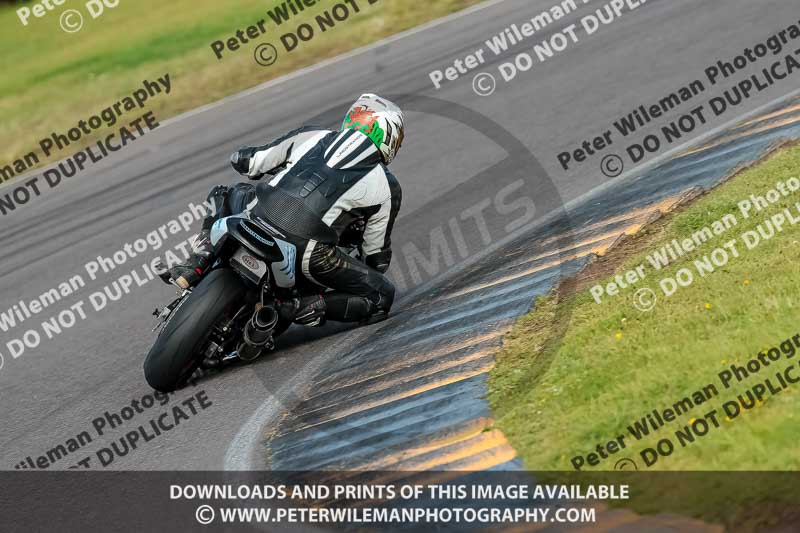 PJM Photography;anglesey no limits trackday;anglesey photographs;anglesey trackday photographs;enduro digital images;event digital images;eventdigitalimages;no limits trackdays;peter wileman photography;racing digital images;trac mon;trackday digital images;trackday photos;ty croes